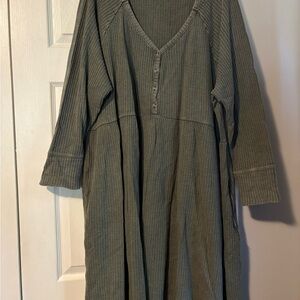 Terra & Sky Olive Long Sleeve Dress